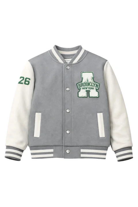 Campera universitaria de teen con aplique y doble bordado con cuello, puños y cintura tejida