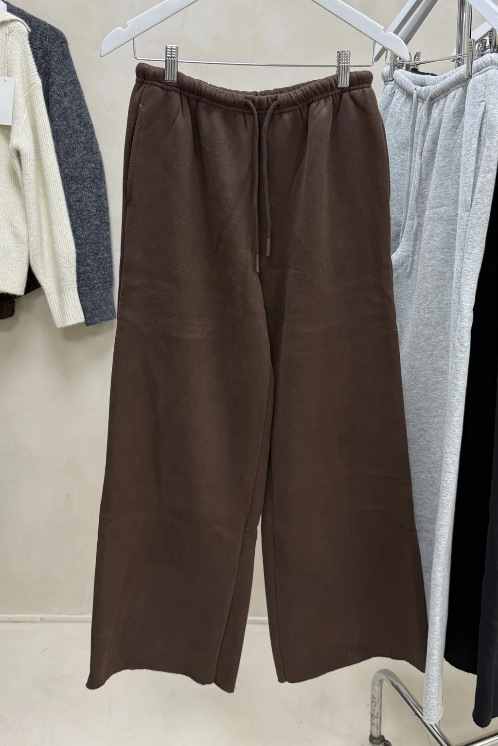 Jogging Frizado Wide - 1