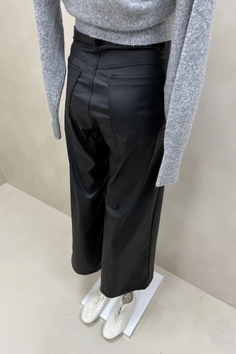 Pantalon Wide Cuerina Frankie