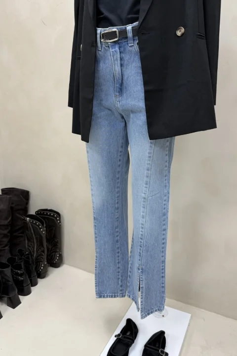 Jean Straight Full Olivia Light