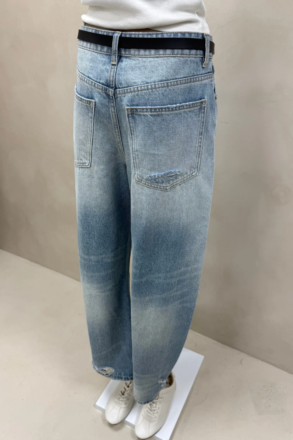 JEAN BARREL ROTURAS