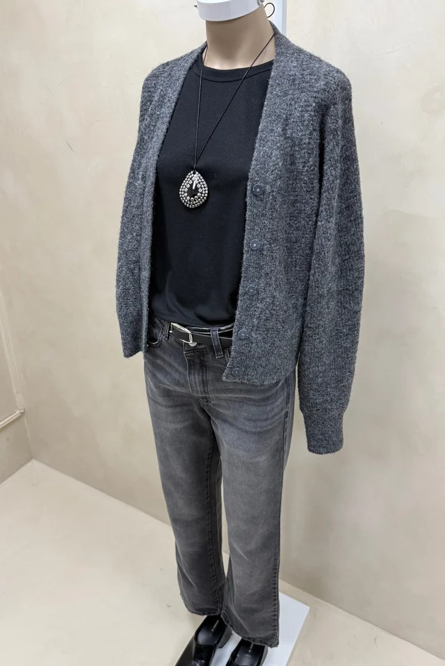 Cardigan con Botones Escondidos