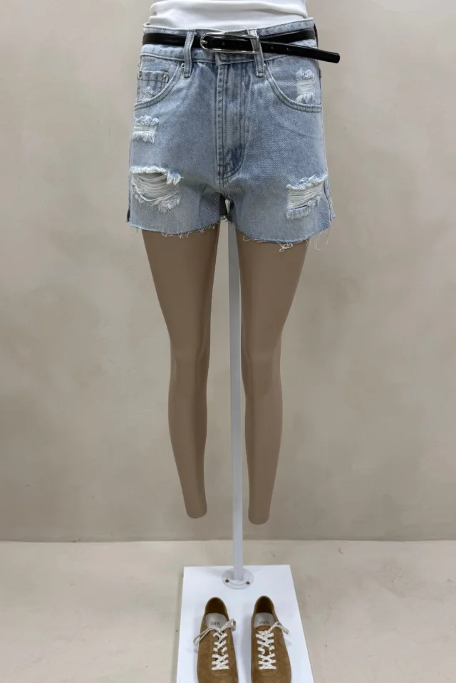SHORT BRITNEY