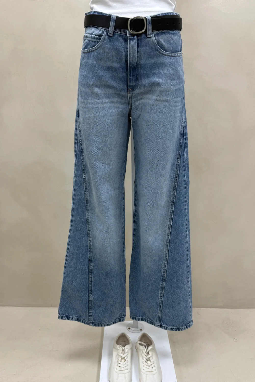 JEAN WIDE LEG FULL RECORTE ARA