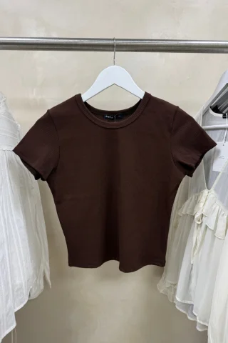 REMERA MORLEY EMILY - Vista 4