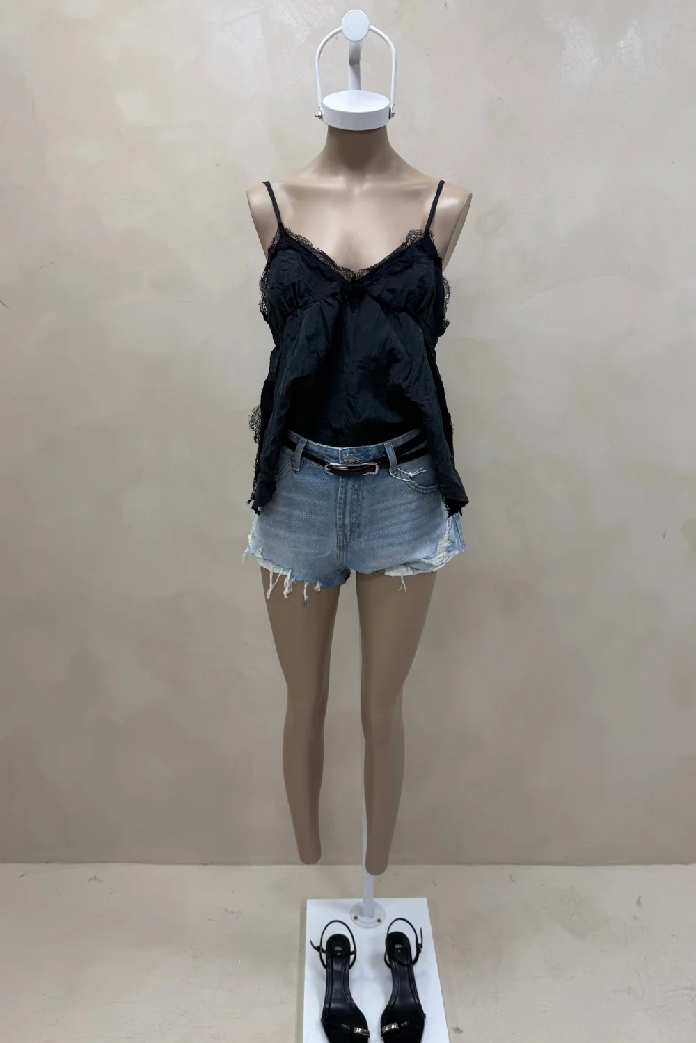 TOP PLISADO CON ENCAJE - 1