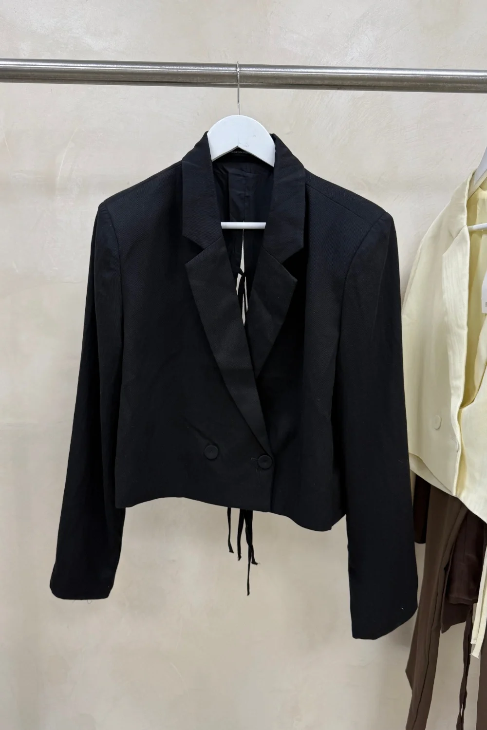 BLAZER TIRAS ESPALDA