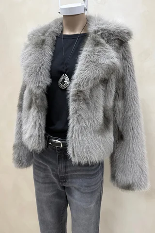 Campera Piel con Snap - Vista 3