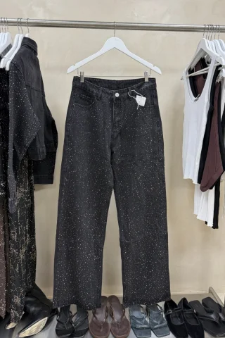JEAN STRAIGHT BLACK CON STRASS - Vista 1