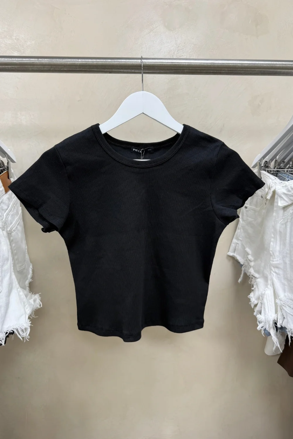 REMERA MORLEY MELINA