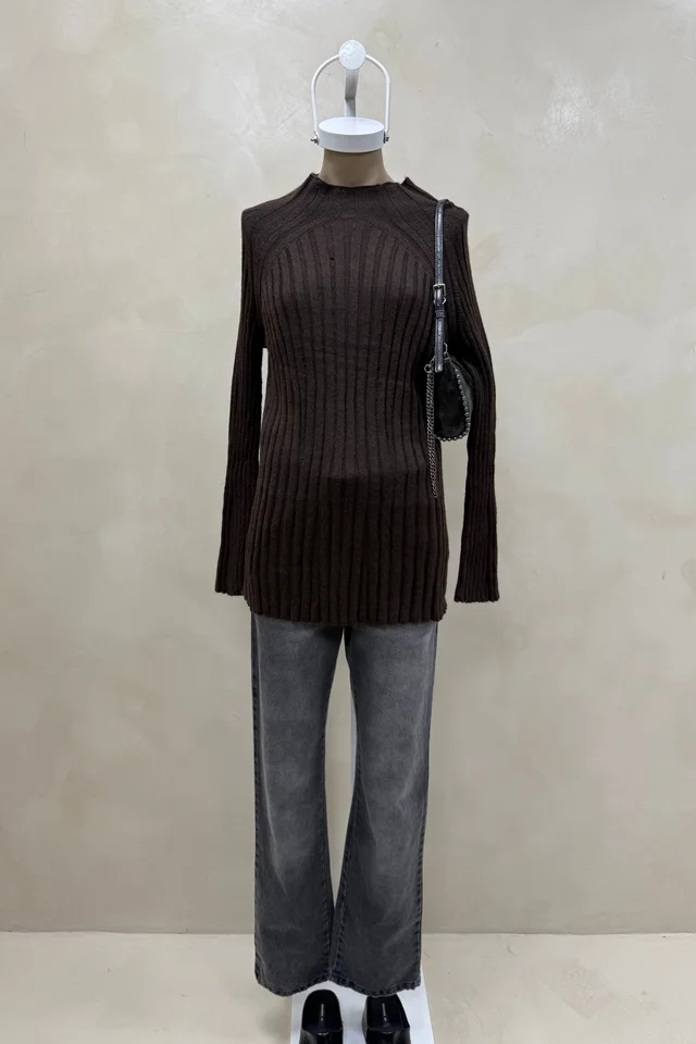 Sweater Manga Ranglan