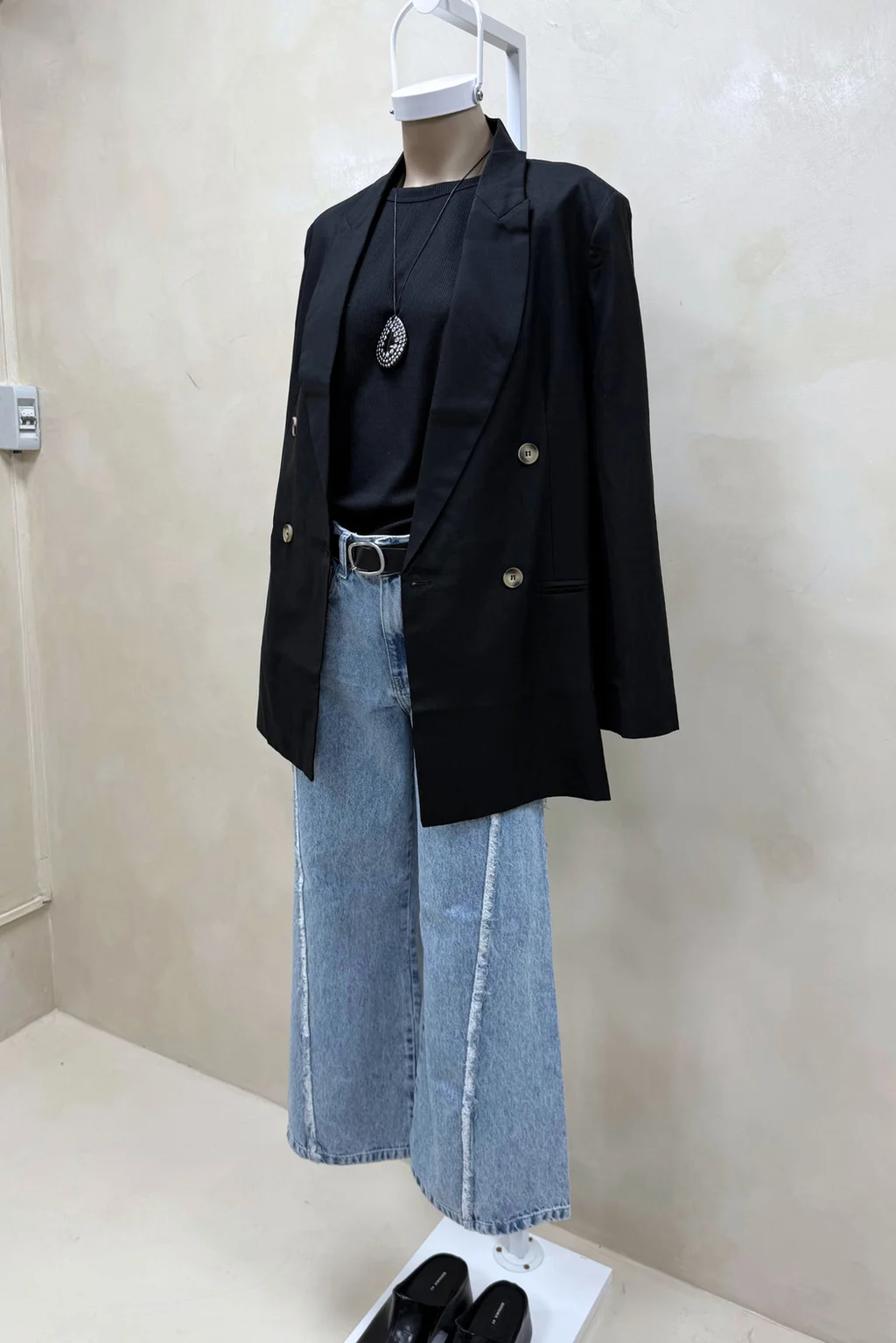 Jean Wide con Recortes Jessie - 1