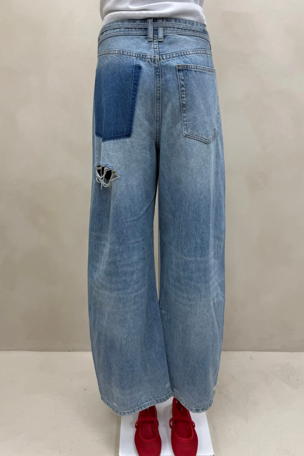 JEAN WIDE DAKOTA