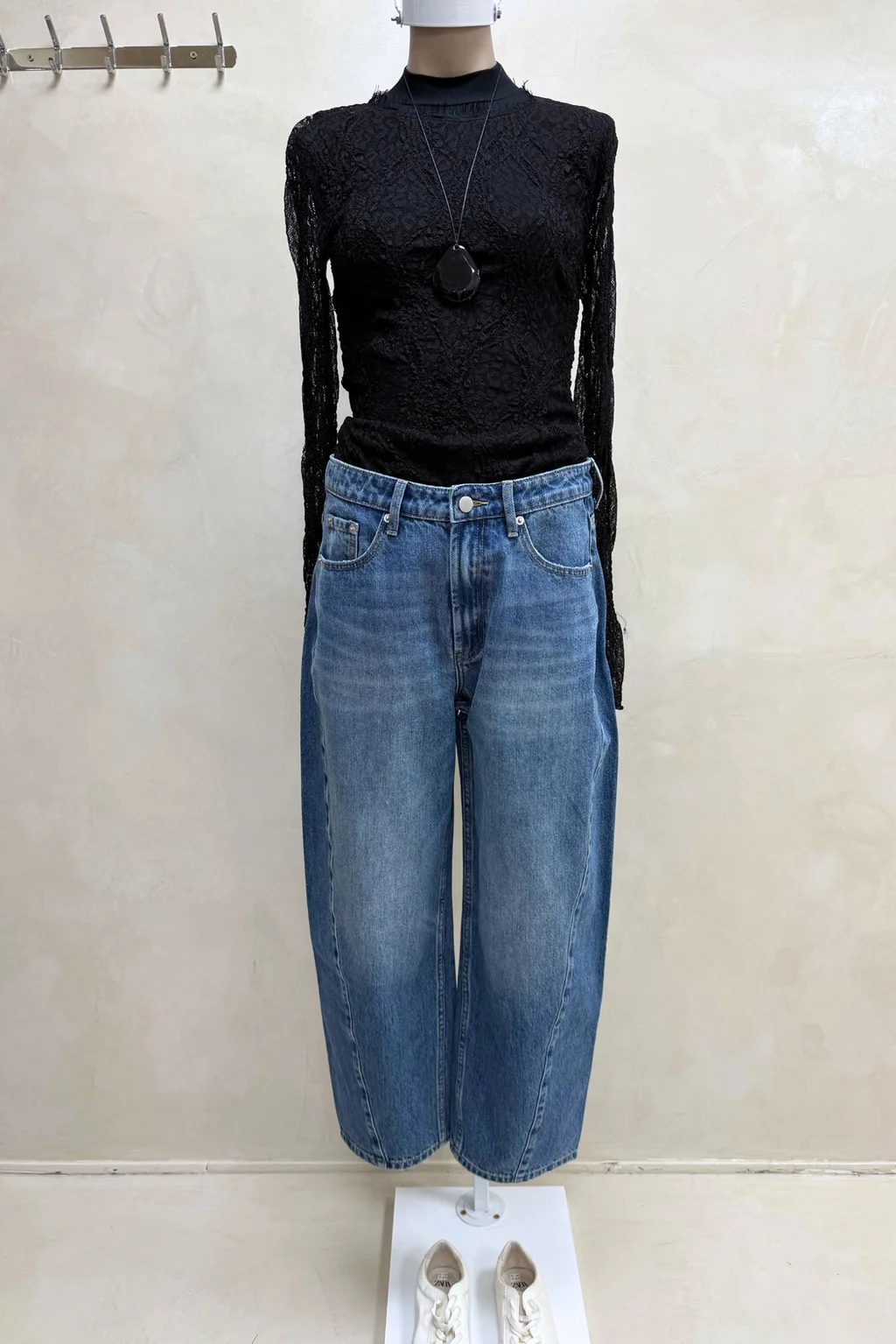 Jean Barrel Clasico Azul - 0