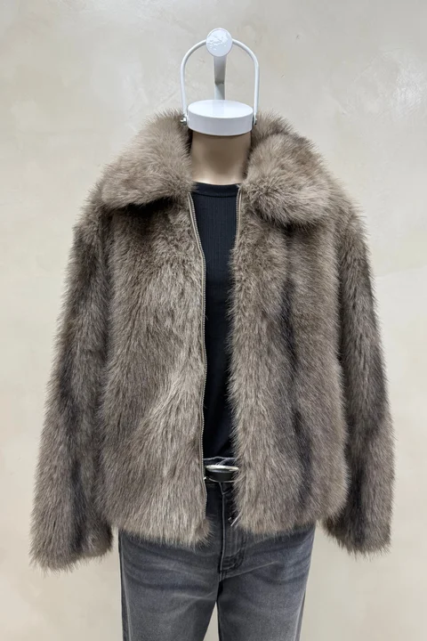 Campera Piel con Cierre