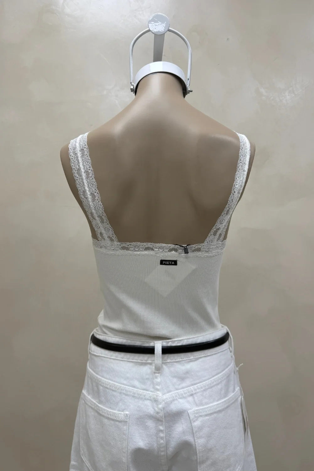TOP CON PUNTILLA - 5