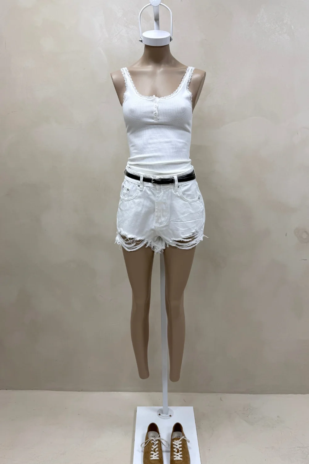 SHORT DENIM BLANCO ROTURAS - 0