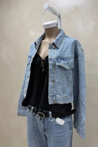 CAMPERA DENIM CON STRASS - Vista 3
