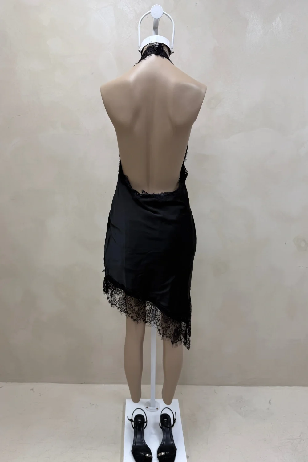 VESTIDO SATEN CON ENCAJE - 2