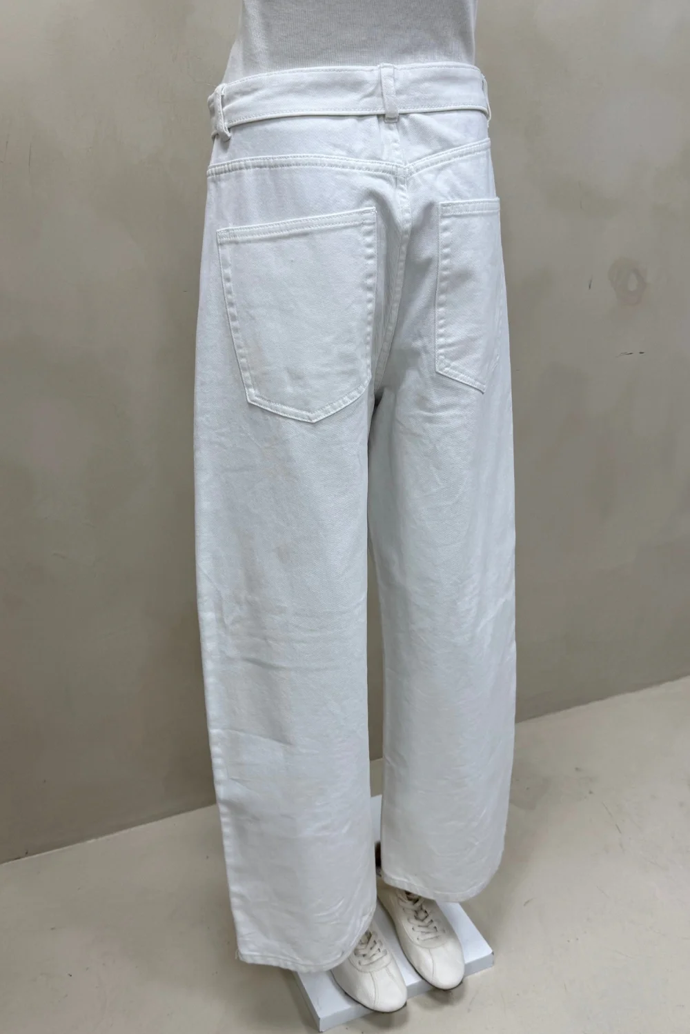 JEAN WIDE CINTURA DOBLADA BLANCO