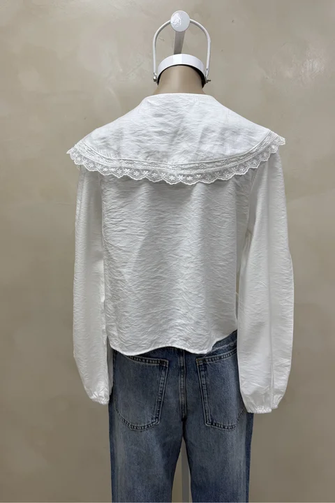 Camisa Babero Pico Puntilla