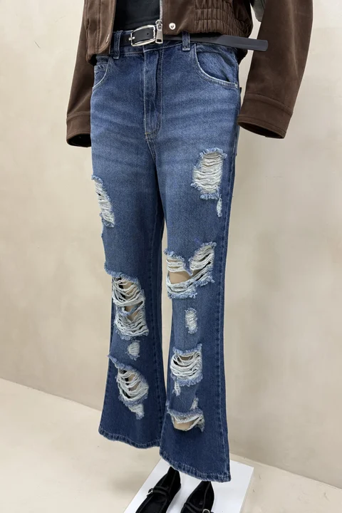 Jean Tiro Bajo Straight Roturas