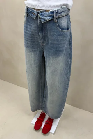 JEAN WIDE CELESTE CINTURA DOBLADA - Vista 4
