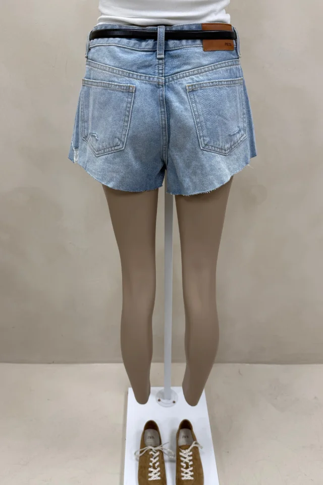 SHORT DENIM TIRO BAJO ROTURAS