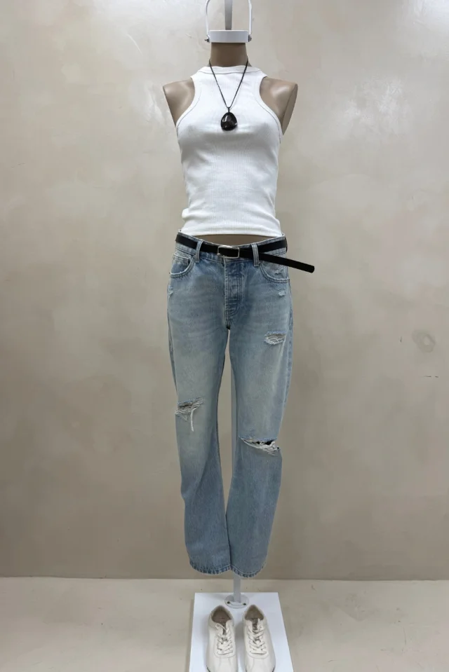 JEAN STRAIGHT TIRO BAJO CELESTE BOTA