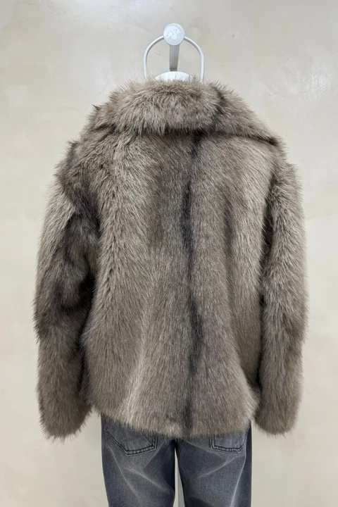 Campera Piel con Cierre