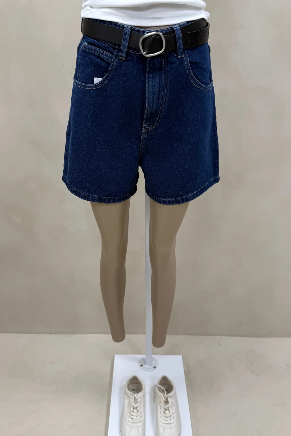 SHORT MOM AZUL
