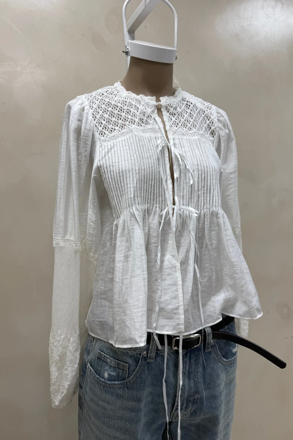 BLUSA BORDADO MANGAS