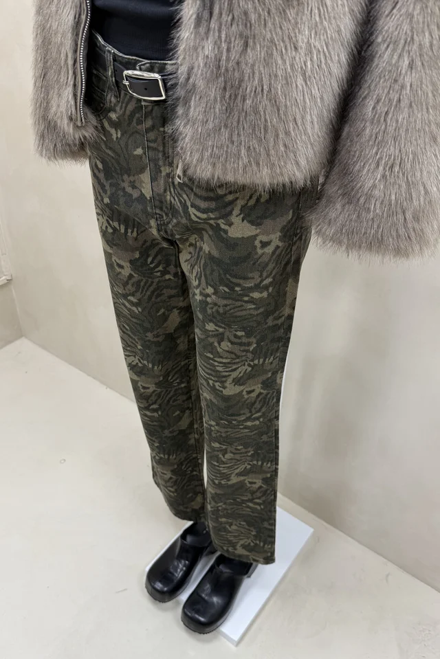 Jean Straight Full Camucebra