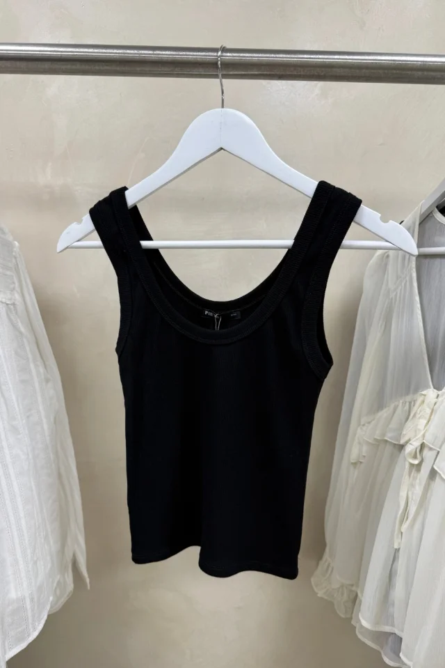MUSCULOSA JILL