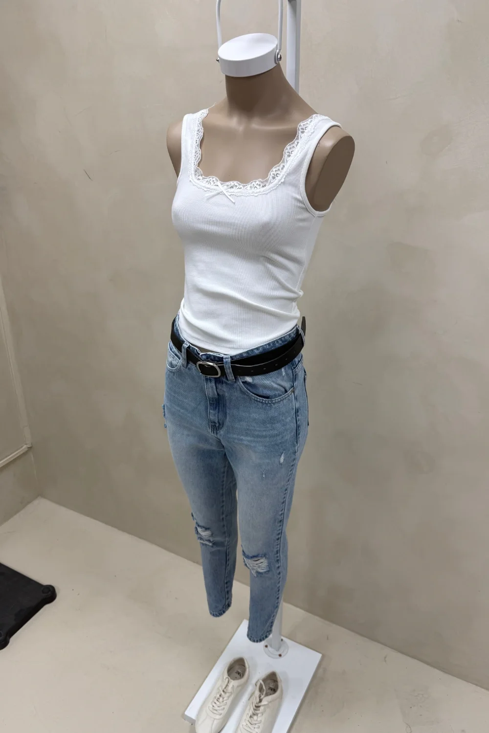 JEAN MOM LAYLA