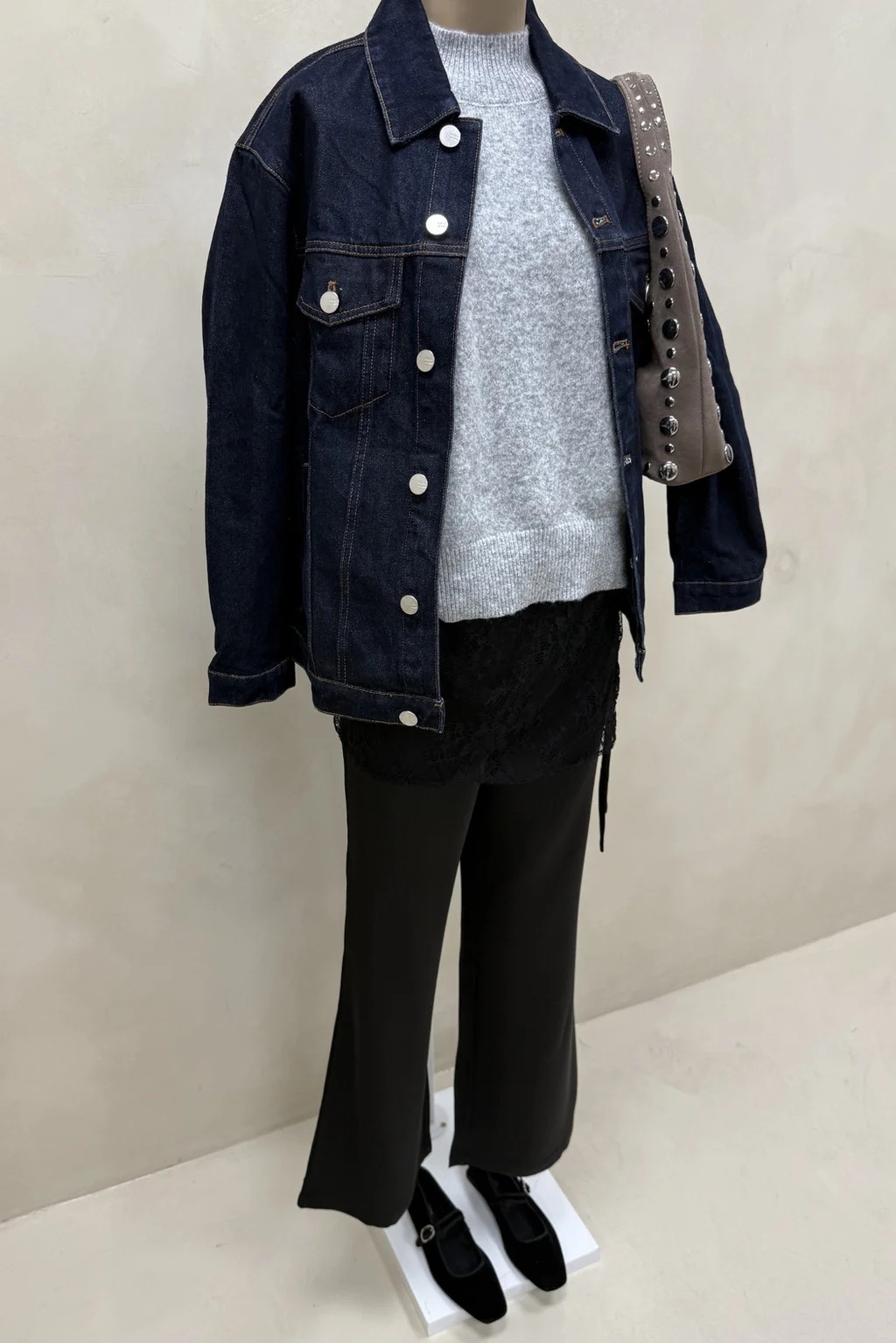 Pantaon Saten Sobrefalda Encaje - 0