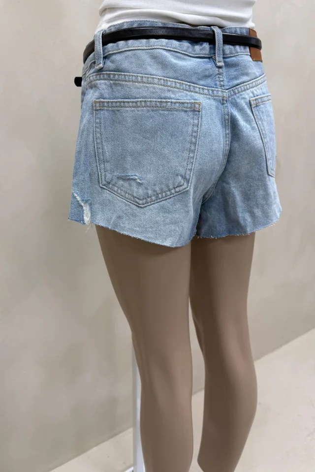 SHORT DENIM TIRO BAJO ROTURAS