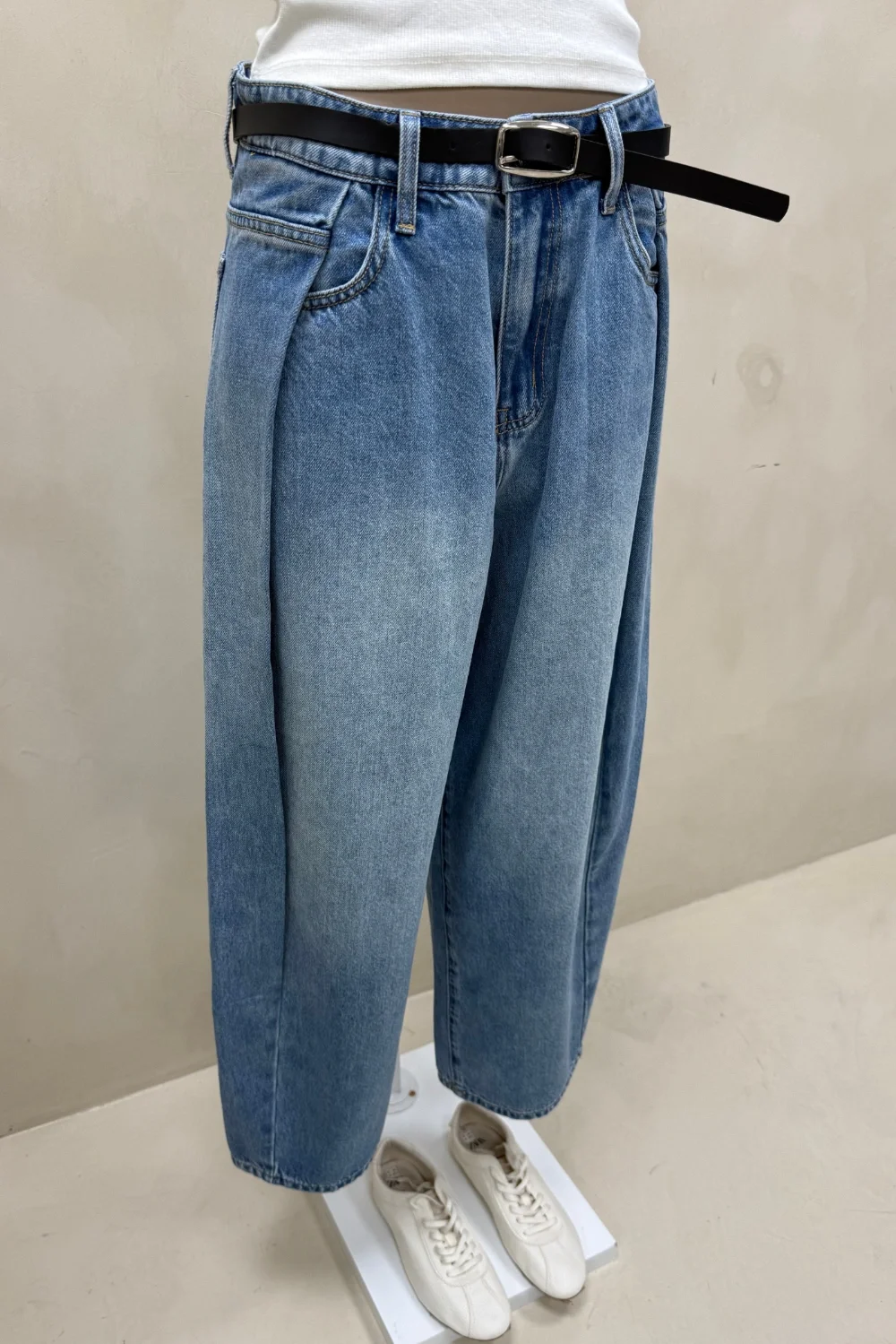 JEAN WIDE CELESTE PLIEGUES