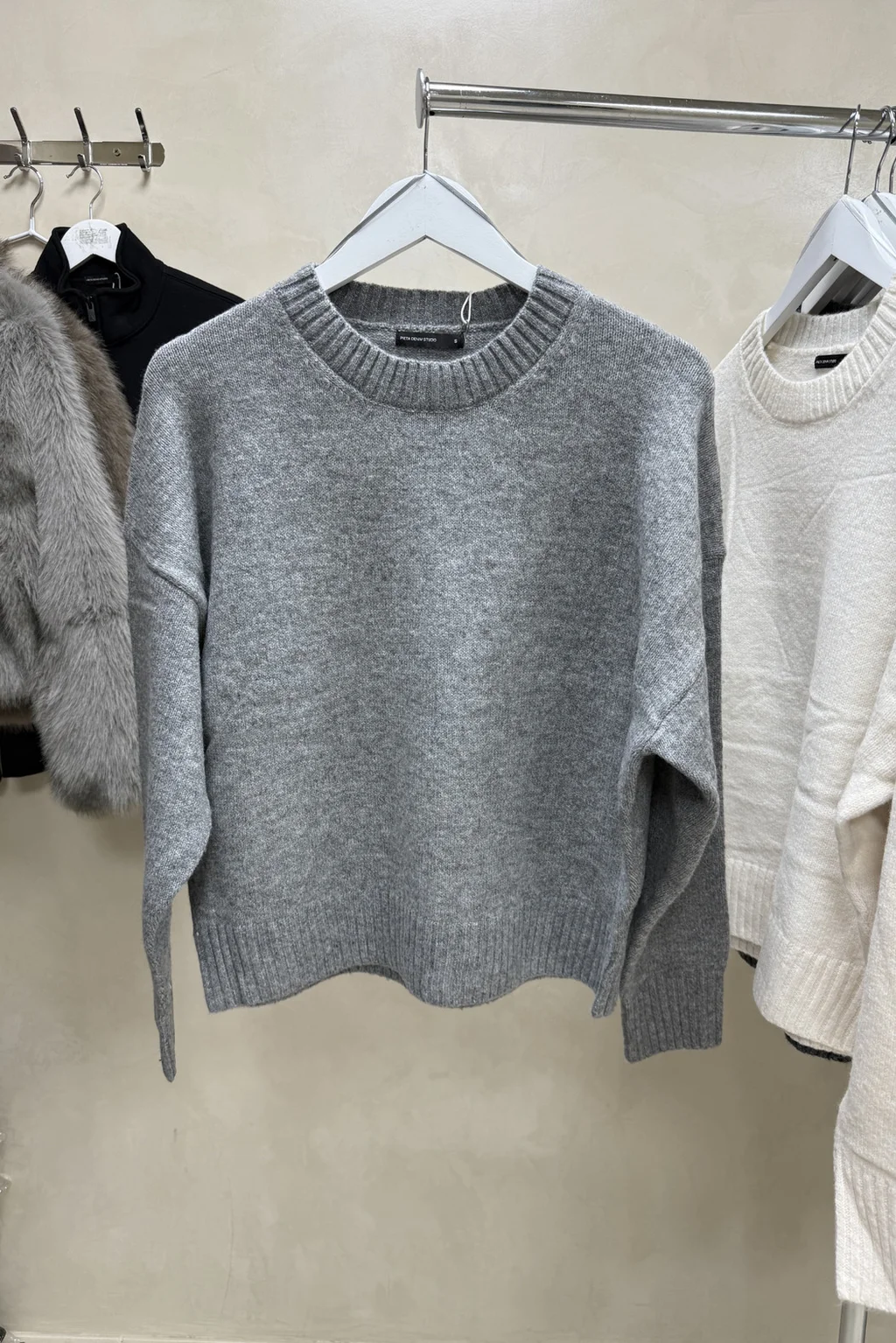 Sweater Basico Cuello Redondo - 4