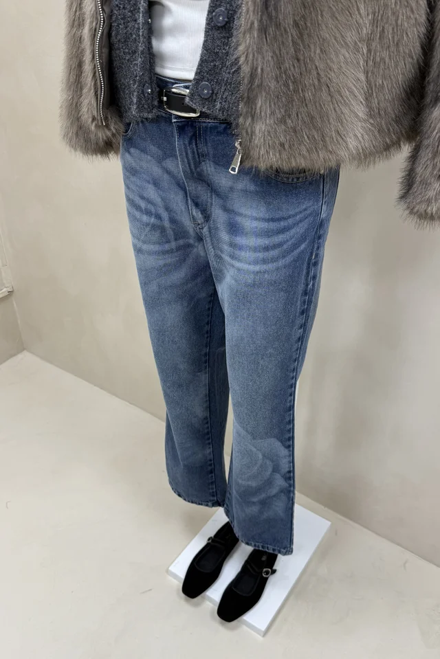 Jean Tiro Bajo Straight Rose