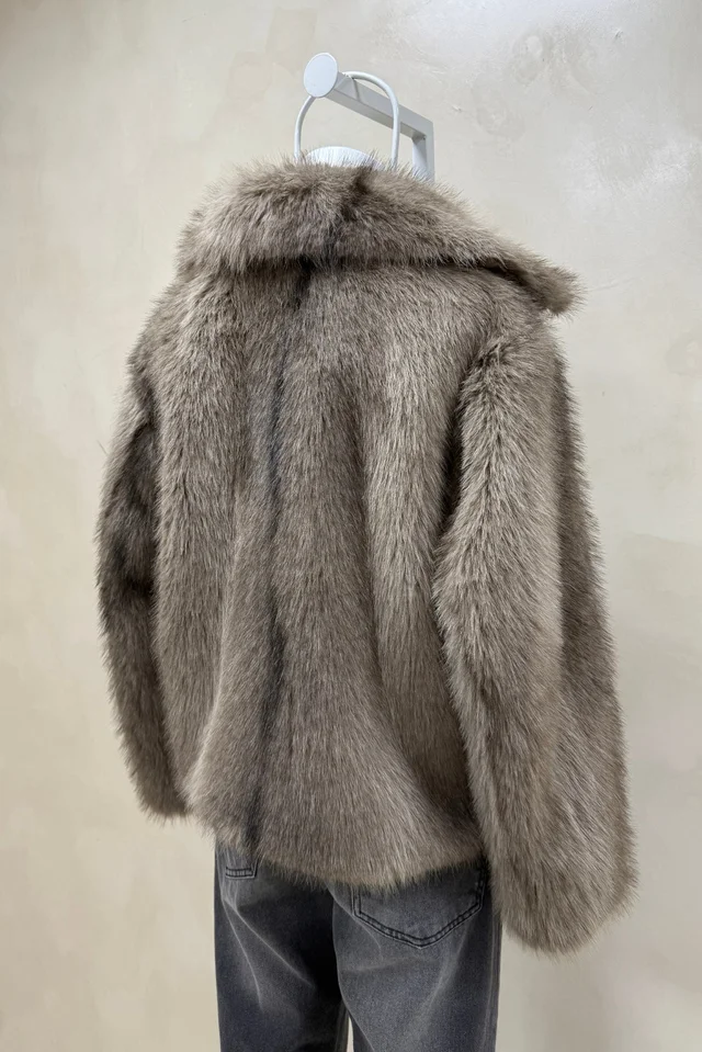 Campera Piel con Cierre