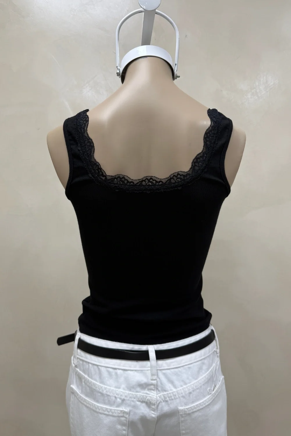 TOP  LUNA CON PUNTILLA