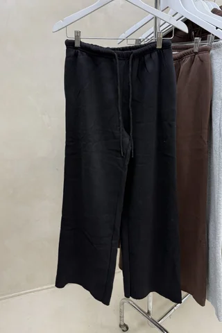 Jogging Frizado Wide - Vista 4