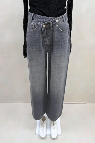 Jean Asimetrico Gris - Vista 2
