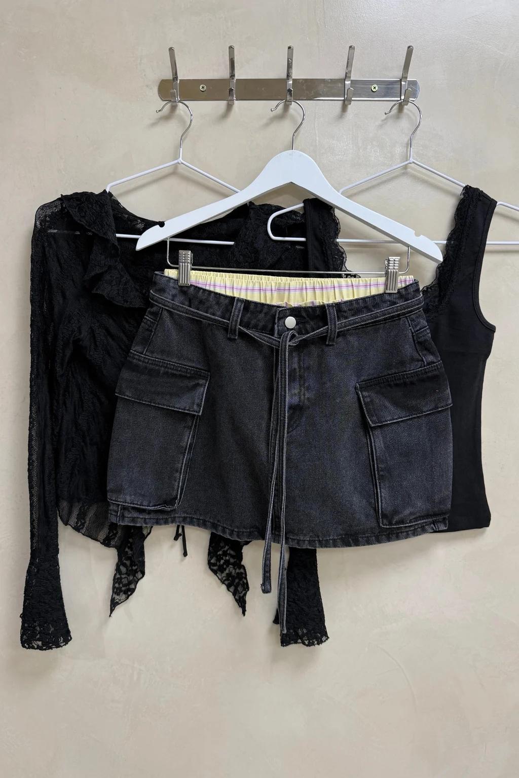 Falda Cargo Con Lazo Black - 1