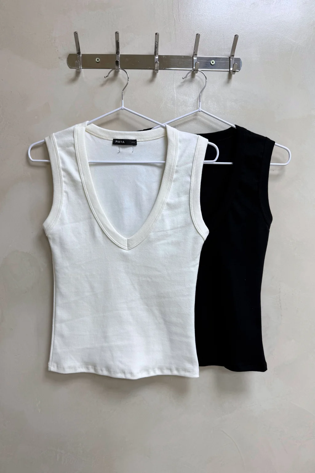 Musculosa Escote V - 0