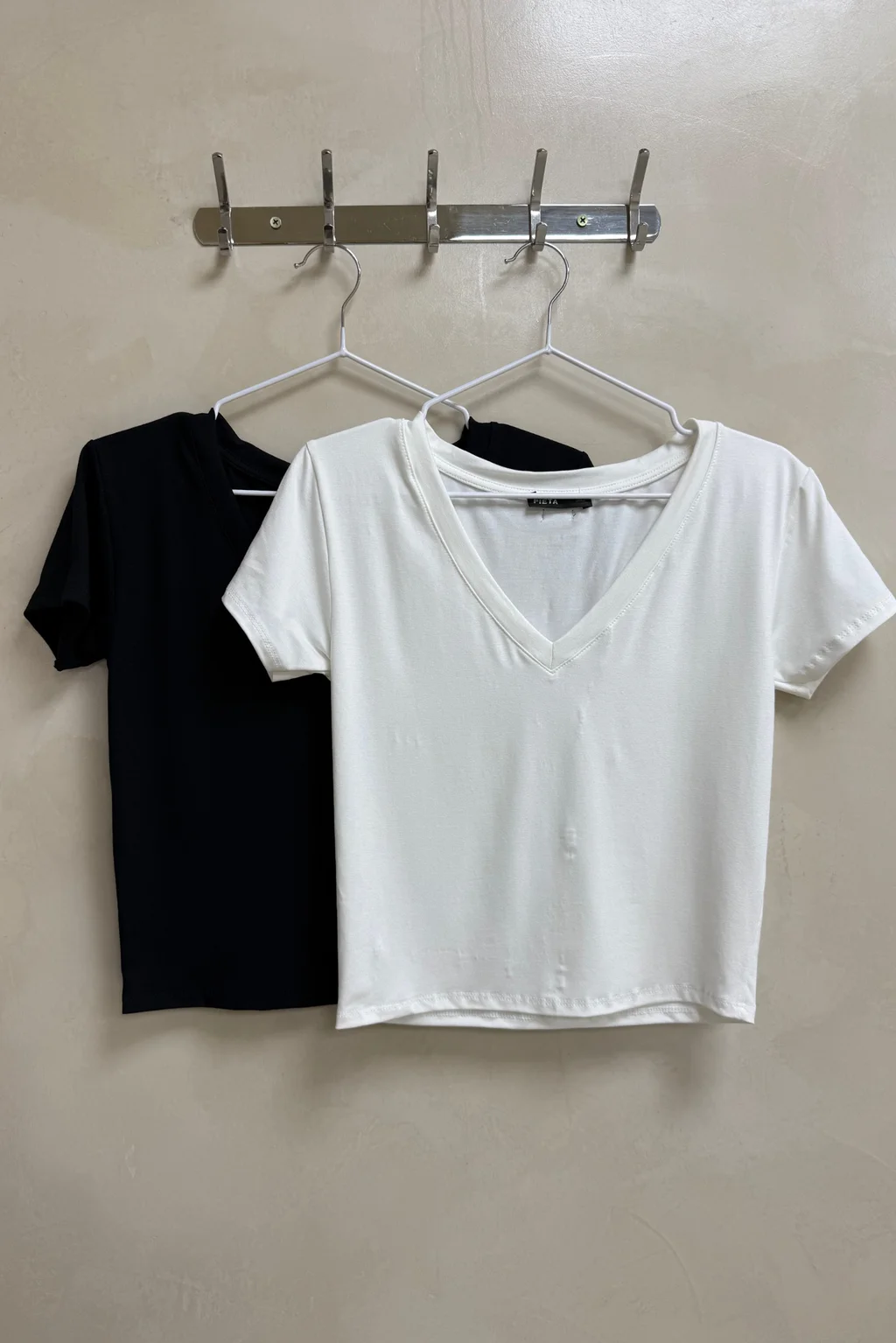 Baby Tee Escote V - 0