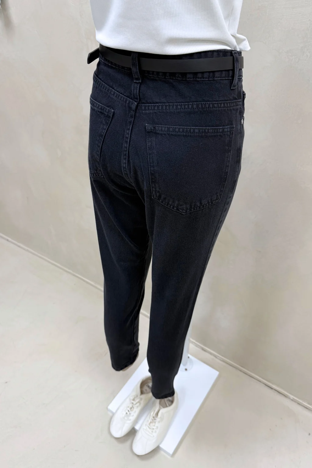 Jean Mom Black - 3