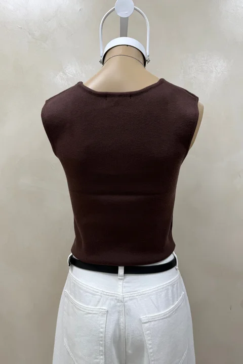 Top Tejido Con Escote Cuadrado