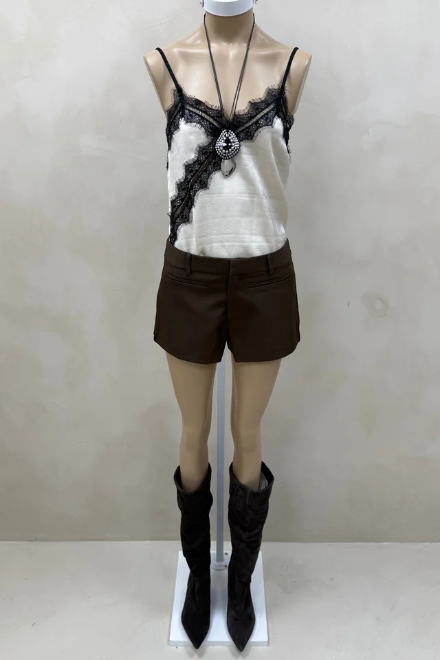 Short Sastrero Tiro Bajo